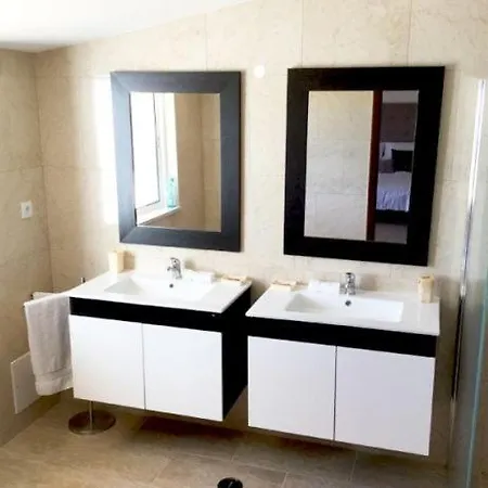Villa Sleeps 14 Air Con Benagil