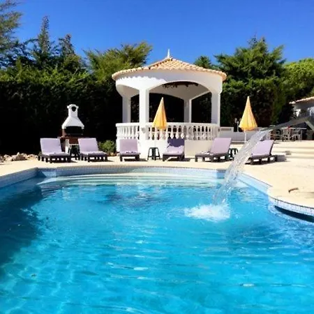 Sleeps 14 Air Con Villa *
