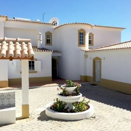 Sleeps 14 Air Con * Benagil