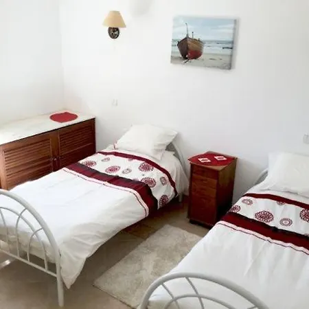Villa Sleeps 14 Air Con *